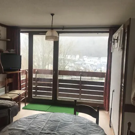 Charmant Studio Avec Balcon, Parking Et Ascenseur - Mont-dore, 4 Couchages - Fr-1-415-133 Appartement